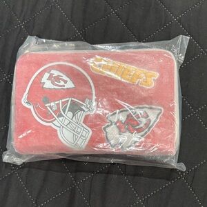 Loungefly Red Chiefs Wallet